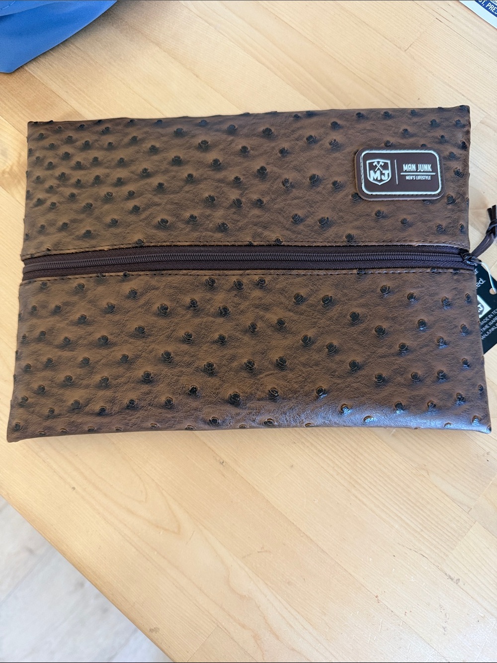 Man Junk NEW Brown Textured Travel Pouch - Men's Toiletry Bag